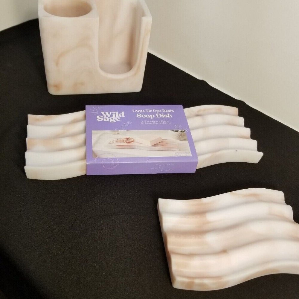 NWT Wild Sage Tie Dye Bath Accessories Collection - Pink/White Resin -NEW